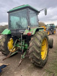 John Deere 3040 4