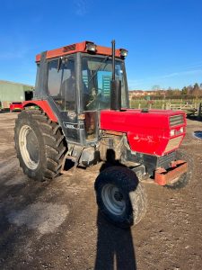 CASE IH 885 7