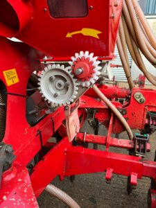 KVERNELAND 6M DRILL