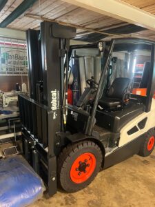 BOBCAT F TRUCK